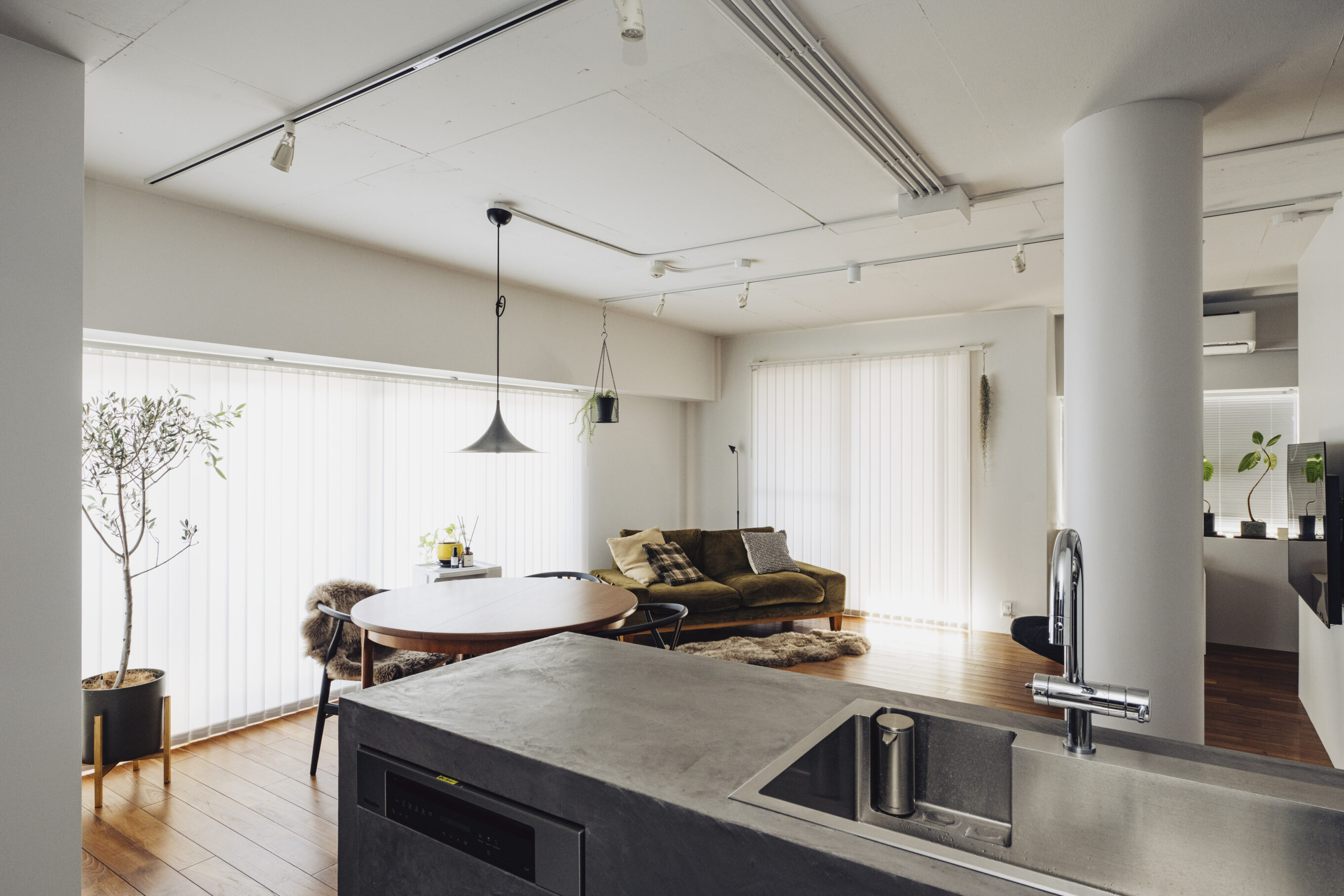 ASTER（アスター）の施工事例「column」施工ギャラリー